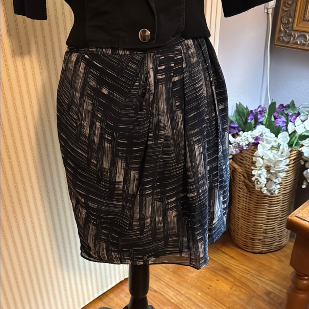 LOFT Black pPleated Skirt Knee-length Pleated for Cocktail